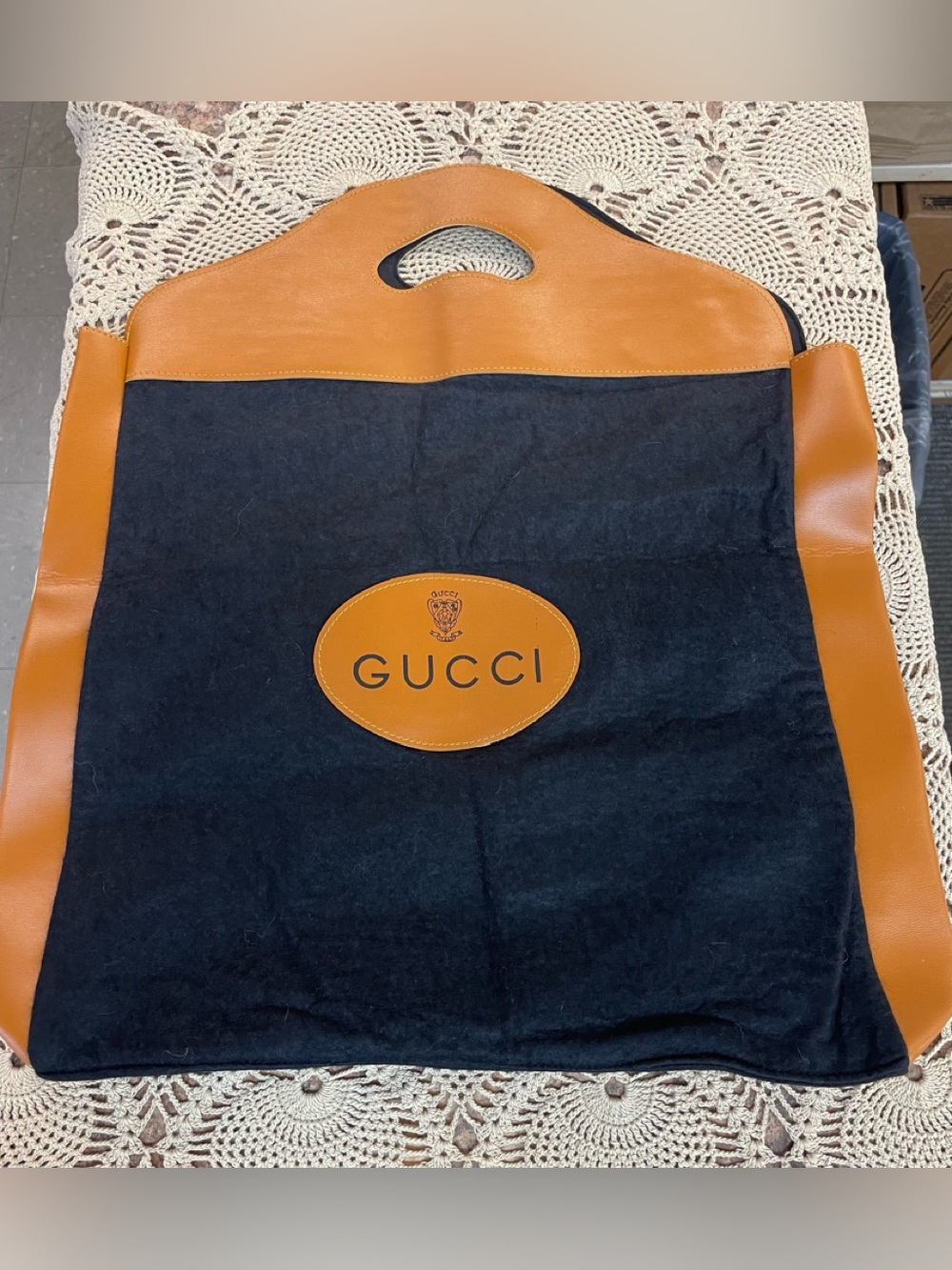 Gucci black vintage wool felt shopper tote featuring tan leather trim
